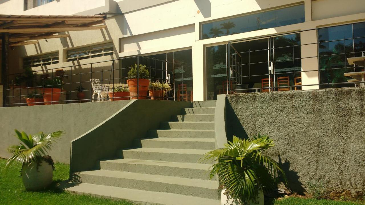 Hotel Santiago Lindóia Exteriör bild